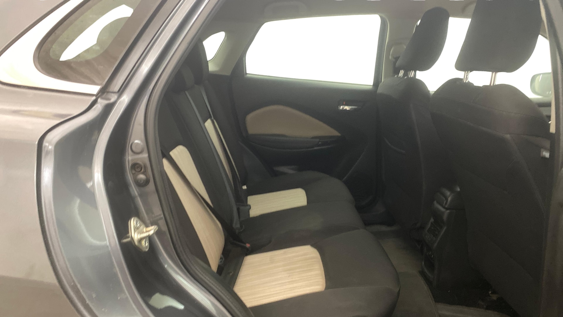 View 2023 Toyota Glanza V AMT Image 30 Used 2023 Toyota Glanza V AMT Image 30