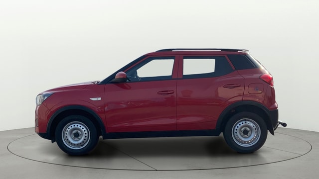 View Mahindra XUV300 Image 5 Used Mahindra XUV300 Image 5