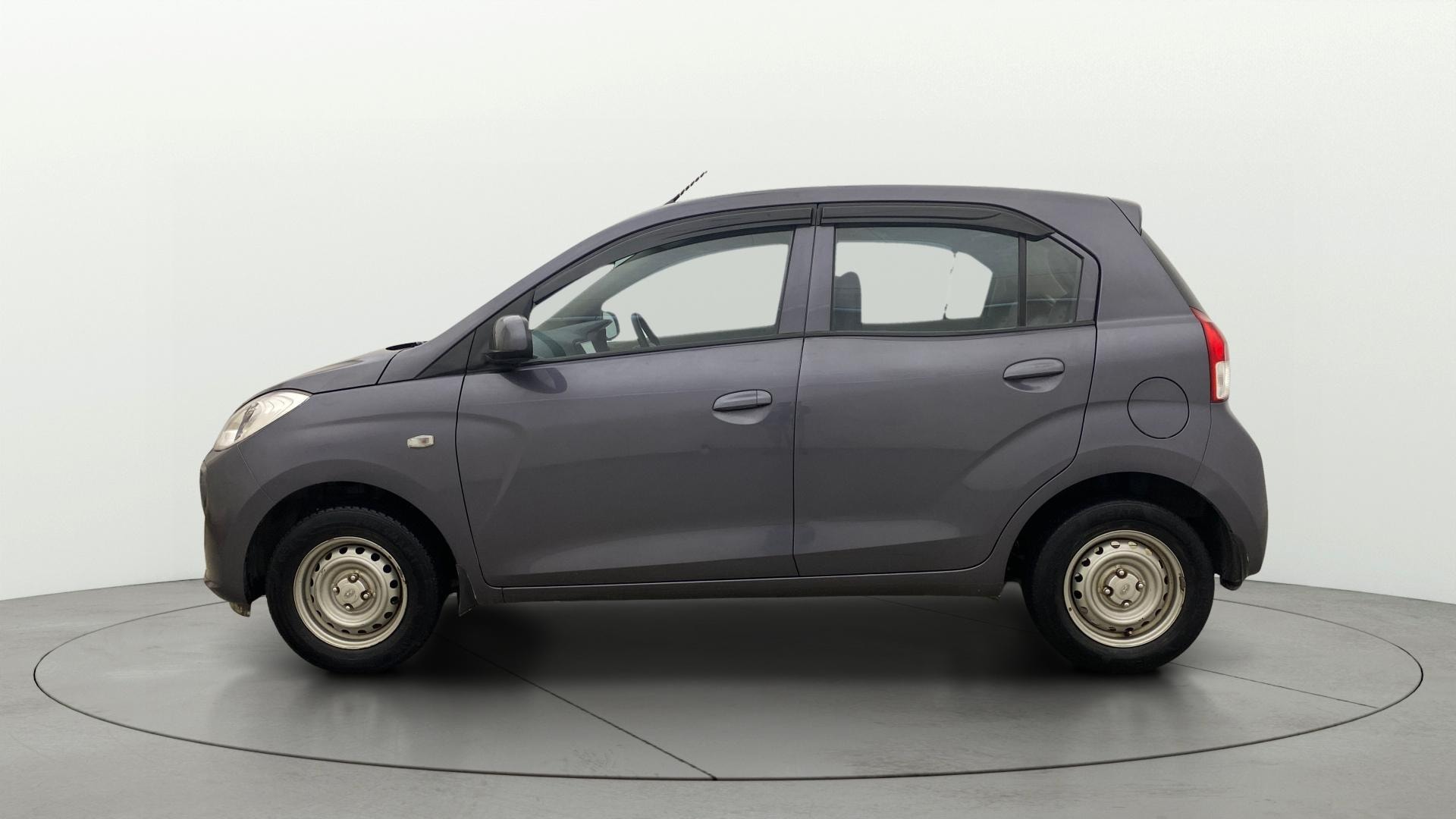 View 2019 Hyundai New Santro Magna AMT Image 5 Used 2019 Hyundai New Santro Magna AMT Image 5