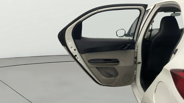 View Tata Tiago Image 16 Used Tata Tiago Image 16