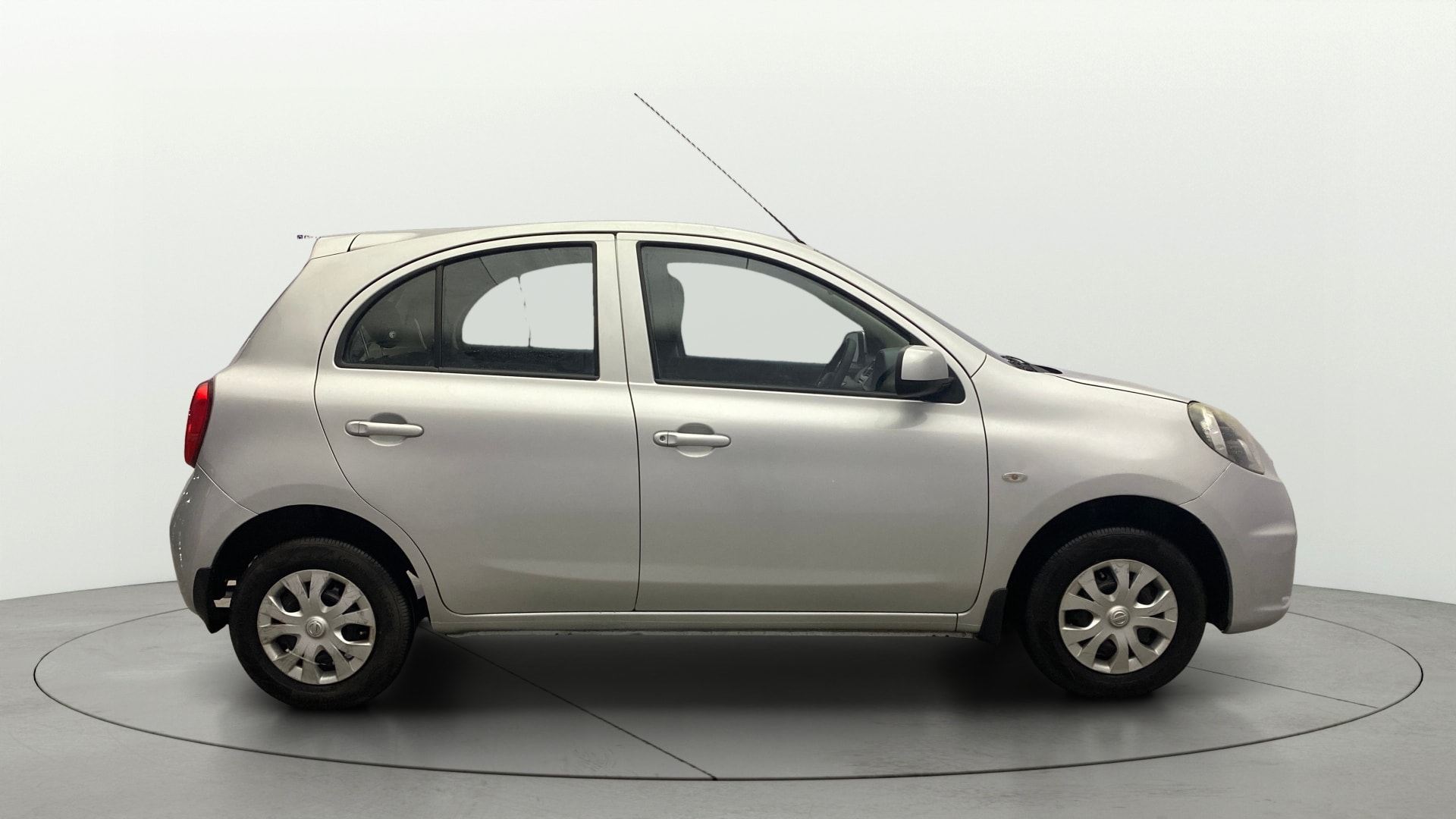 View 2018 Nissan Micra XV (CVT) Image 8 Used 2018 Nissan Micra XV (CVT) Image 8