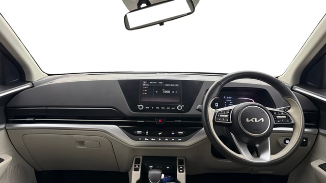 View Kia Carens Image 32 Used Kia Carens Image 32