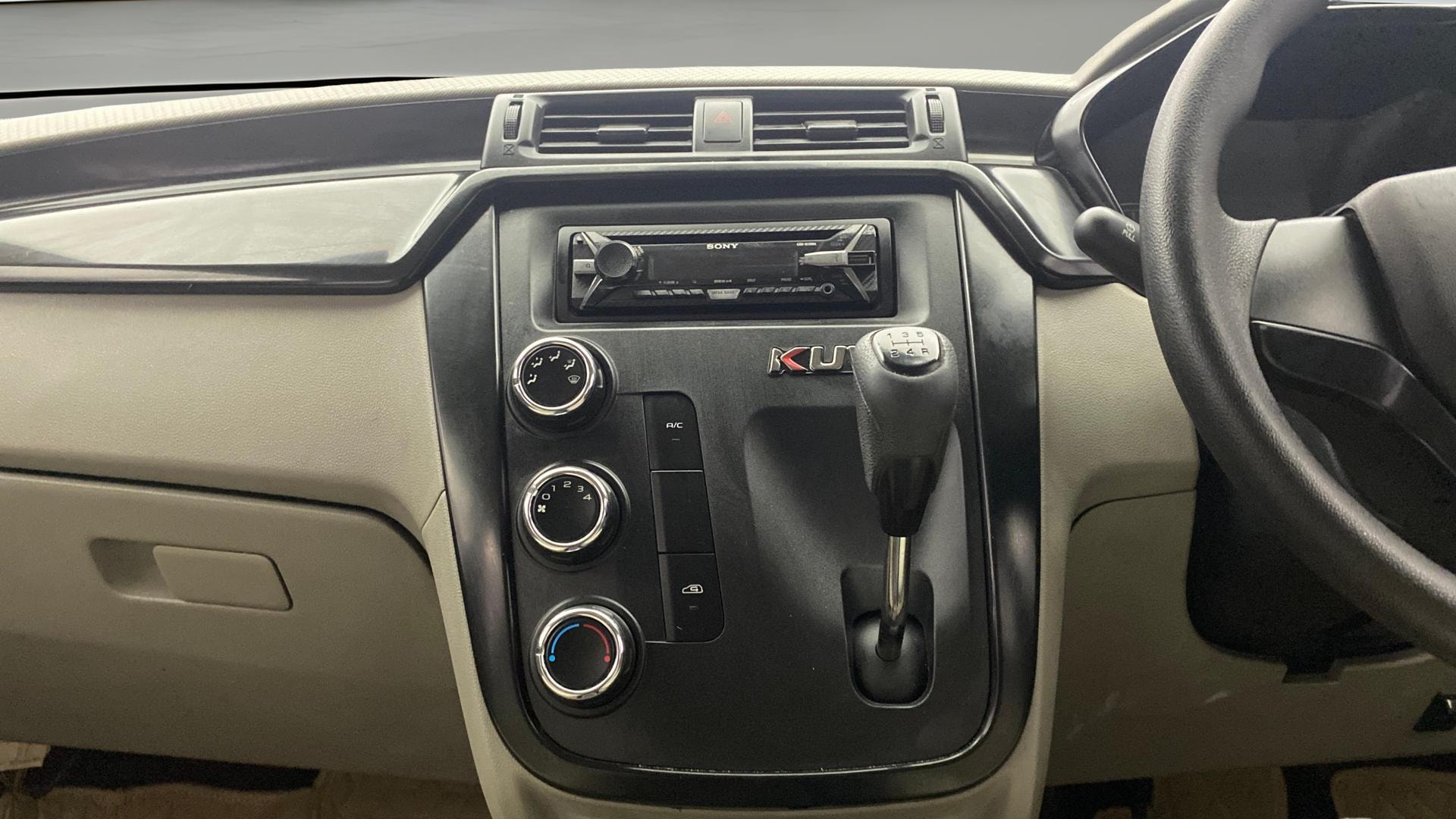 View 2016 Mahindra KUV100 K4 Plus Petrol 5 Seater BS IV Image 17 Used 2016 Mahindra KUV100 K4 Plus Petrol 5 Seater BS IV Image 17