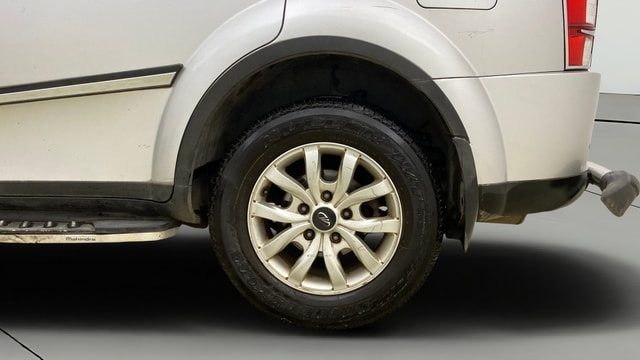 View Mahindra XUV500 Image 11 Used Mahindra XUV500 Image 11