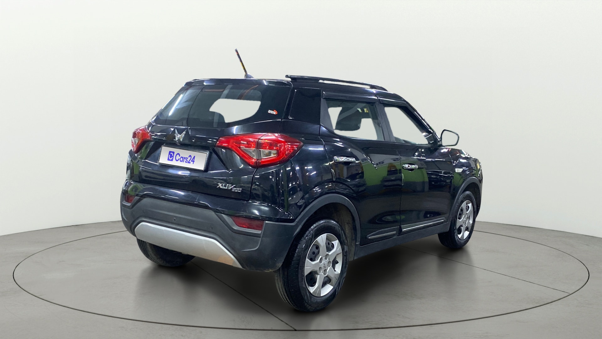 Used 2023 Mahindra XUV300 Used 2023 Mahindra XUV300