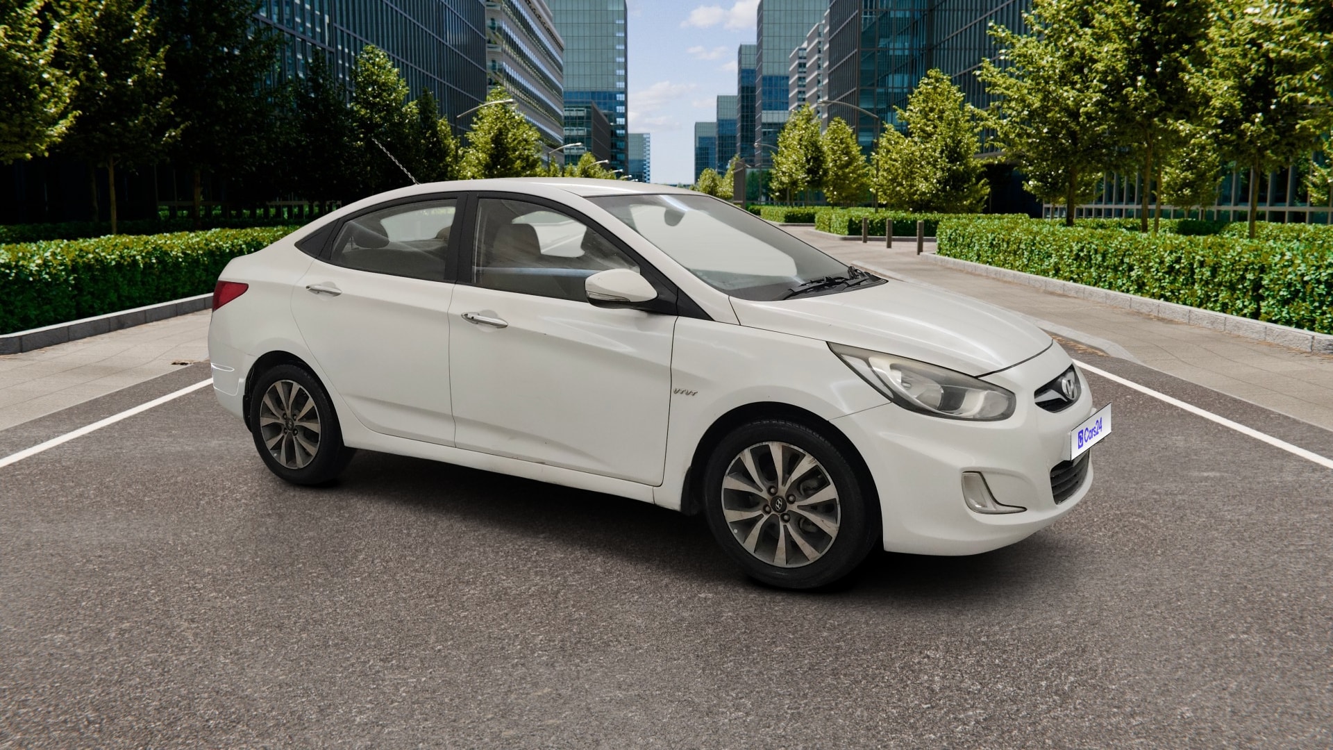 View 2013 Hyundai Fluidic Verna 1.6 VTVT SX O Image 21 Used 2013 Hyundai Fluidic Verna 1.6 VTVT SX O Image 21