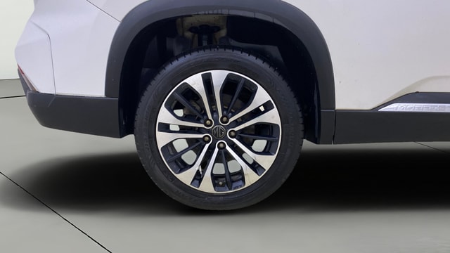View MG Hector Plus Image 35 Used MG Hector Plus Image 35