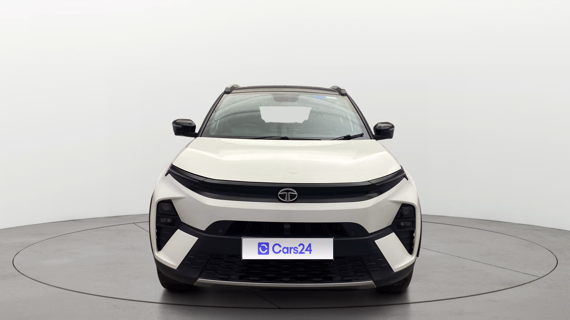 View 2024 Tata Nexon Revotron XE Image 1 Used 2024 Tata Nexon Revotron XE Image 1