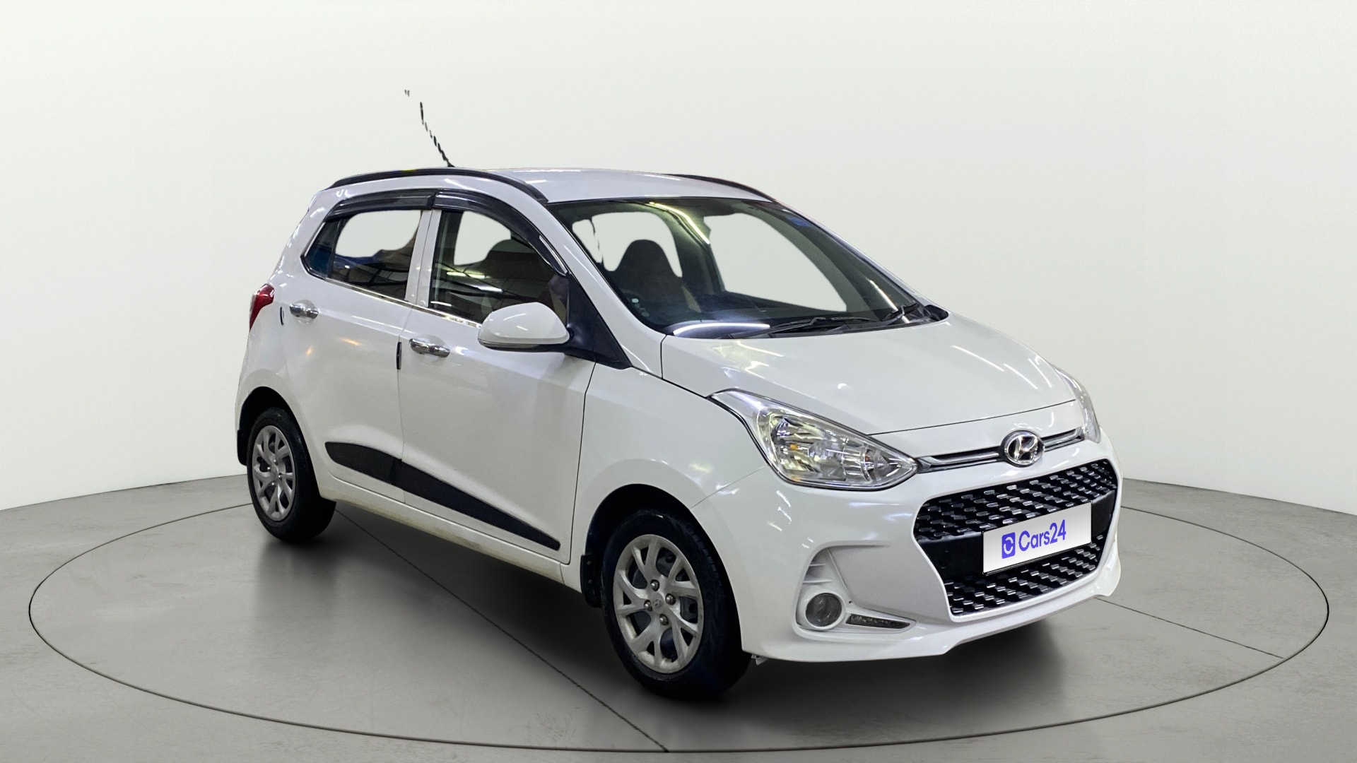 View 2017 Hyundai Grand i10 1.2 Sportz(O) Petrol Image 36 Used 2017 Hyundai Grand i10 1.2 Sportz(O) Petrol Image 36