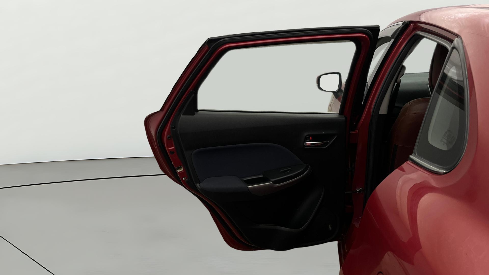 View 2019 Maruti Suzuki 1000 Base Variant Image 14 Used 2019 Maruti Suzuki 1000 Base Variant Image 14