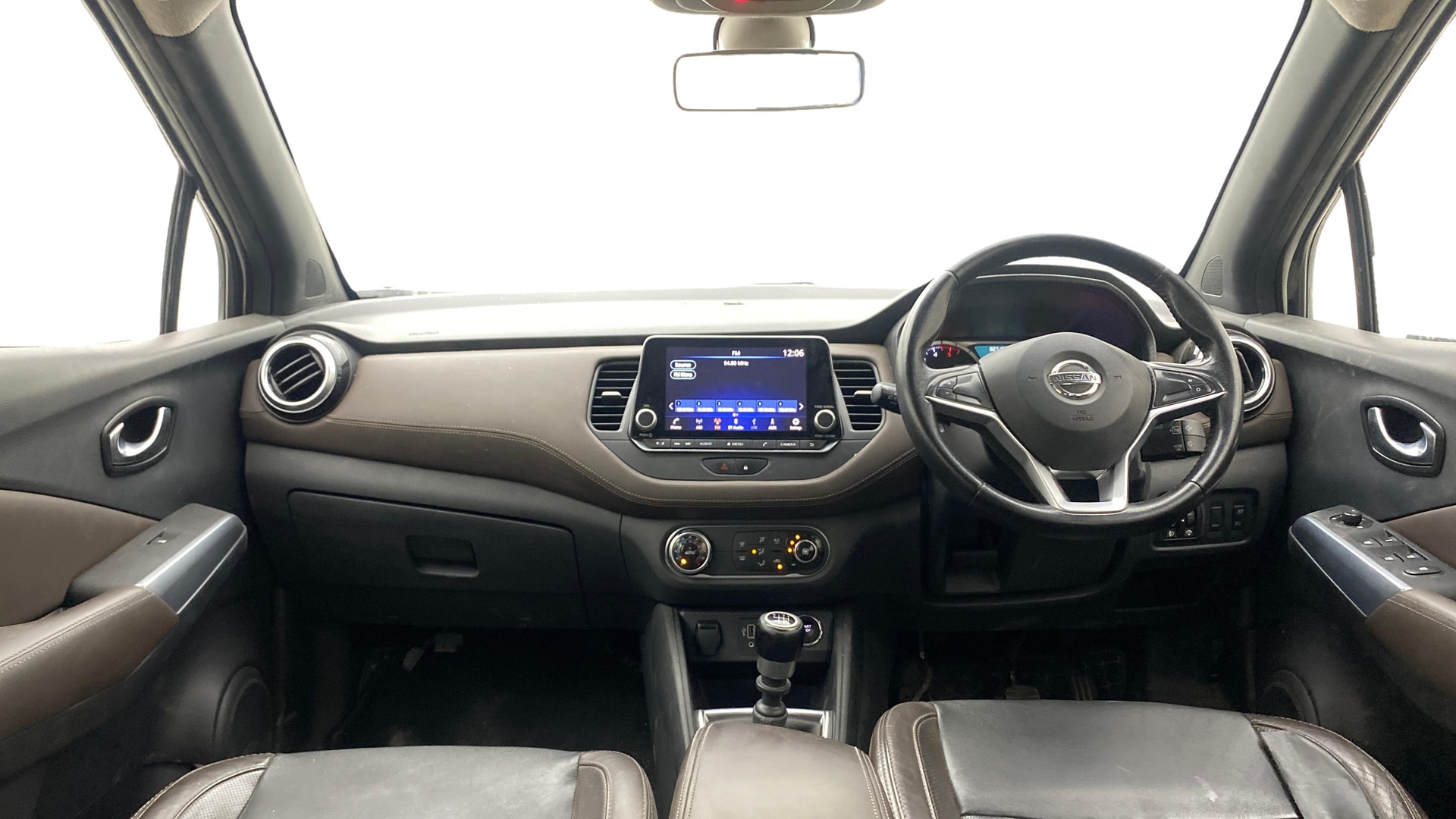View 2019 Nissan Kicks XV Petrol BS IV Image 15 Used 2019 Nissan Kicks XV Petrol BS IV Image 15