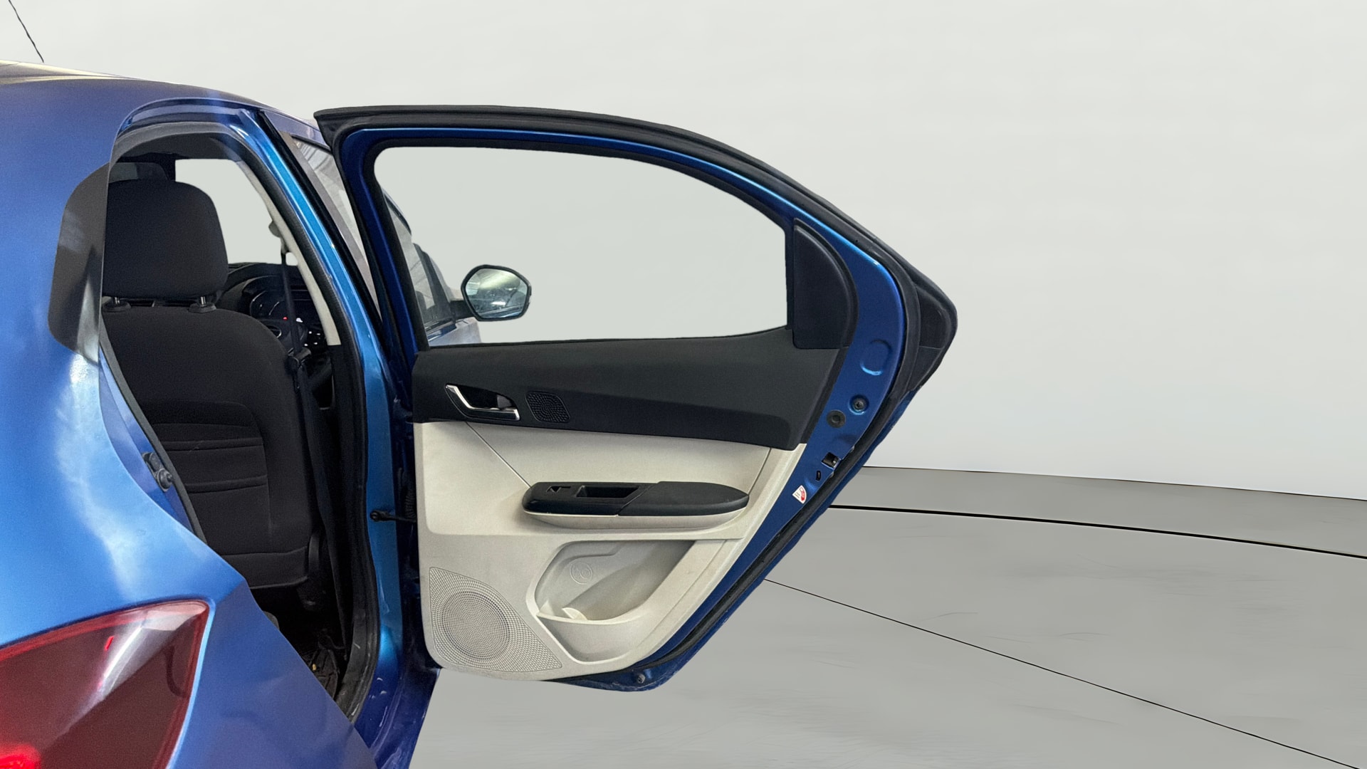 Used 2024 Tata Tiago Used 2024 Tata Tiago