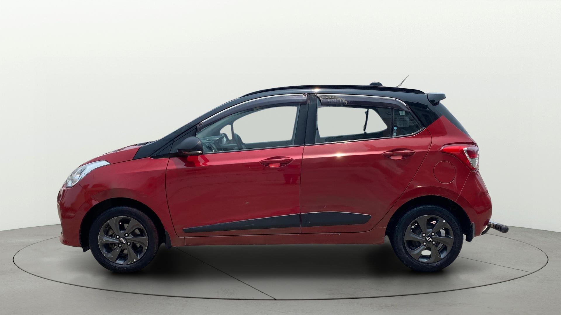 View 2019 Hyundai Grand i10 Sportz 1.2 Kappa VTVT Dual Tone Image 25 Used 2019 Hyundai Grand i10 Sportz 1.2 Kappa VTVT Dual Tone Image 25