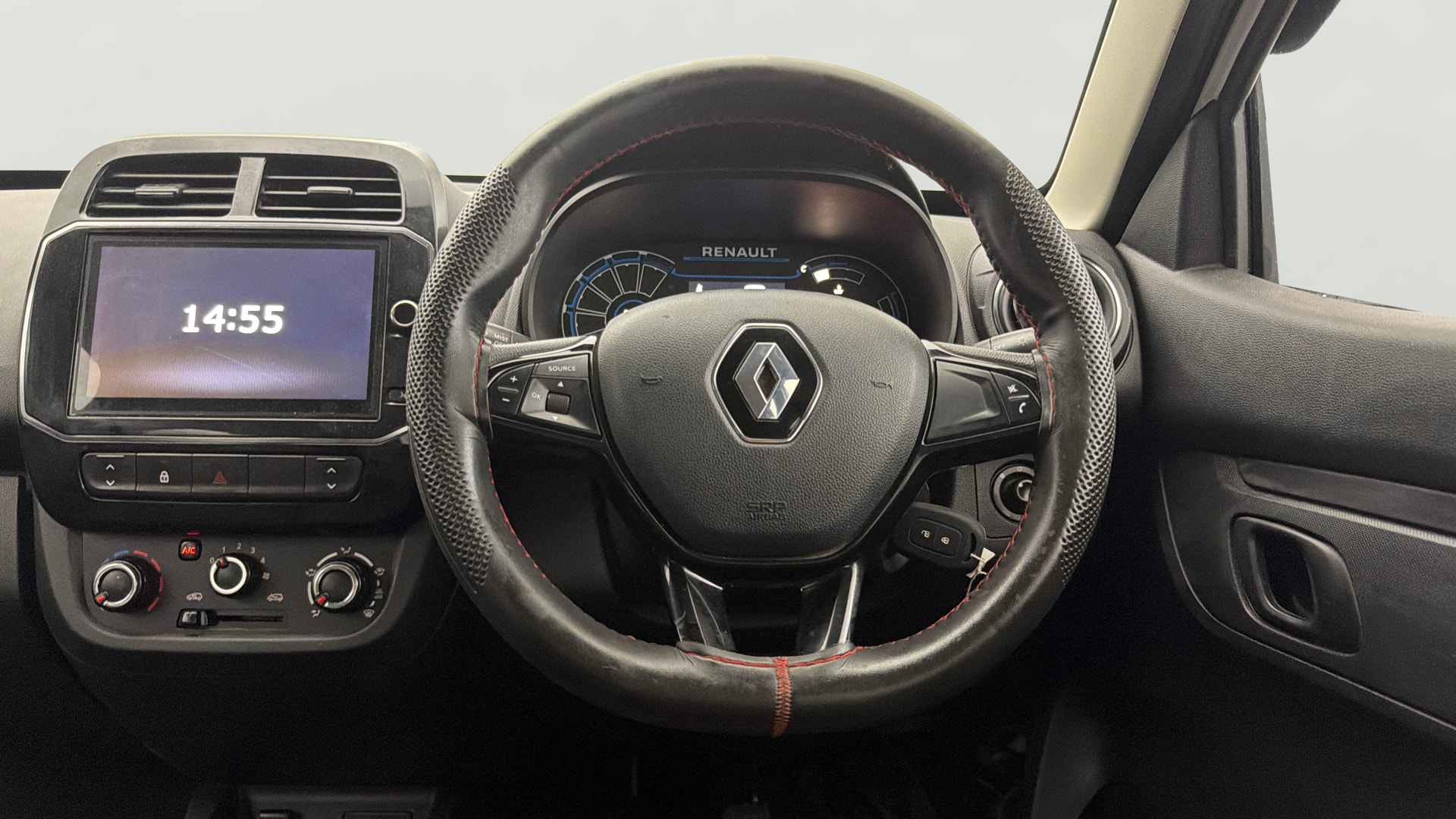 View 2025 Renault Kwid RXT 1.0 Image 12 Used 2025 Renault Kwid RXT 1.0 Image 12