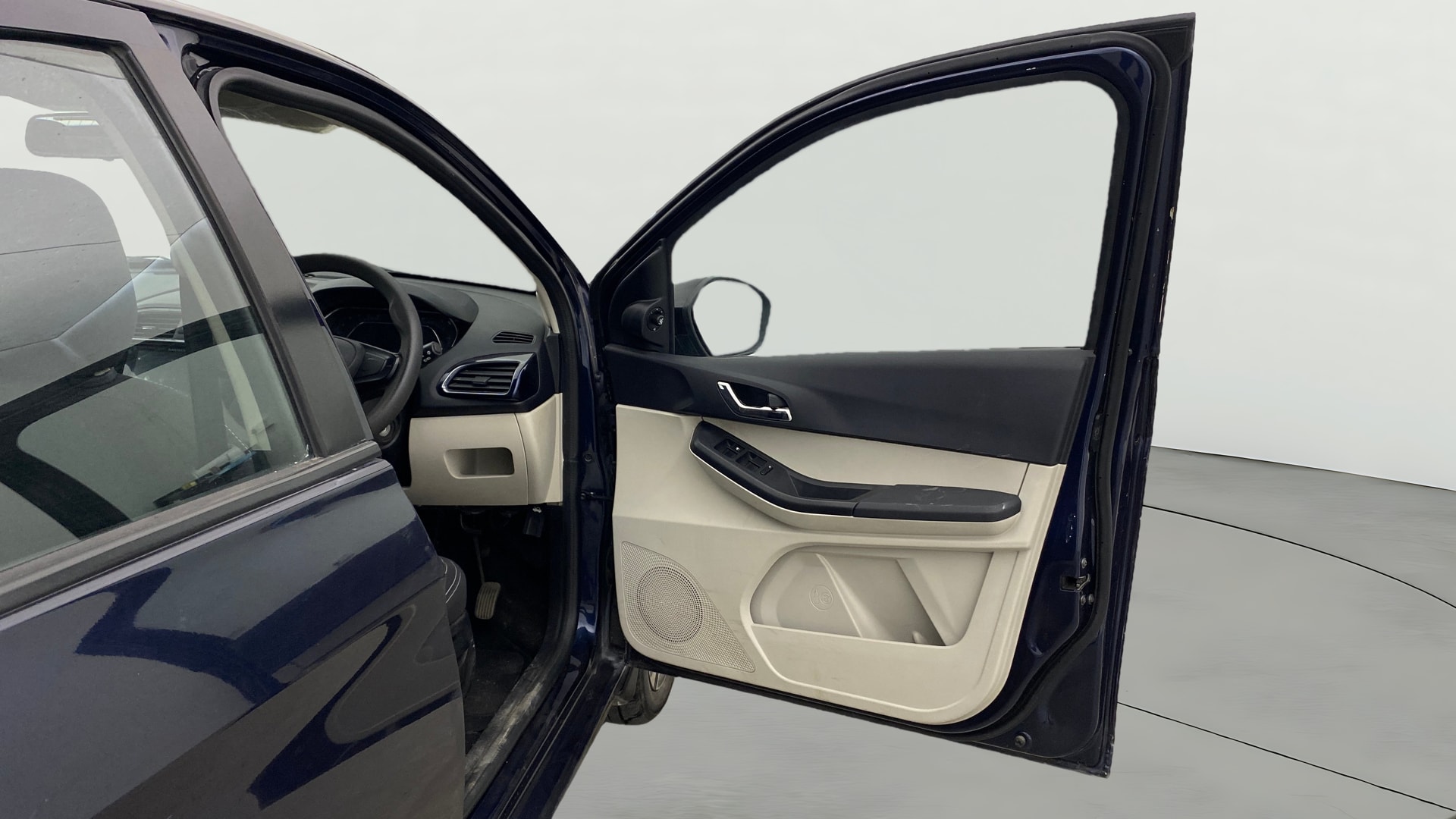 Used 2022 Tata Tiago Used 2022 Tata Tiago