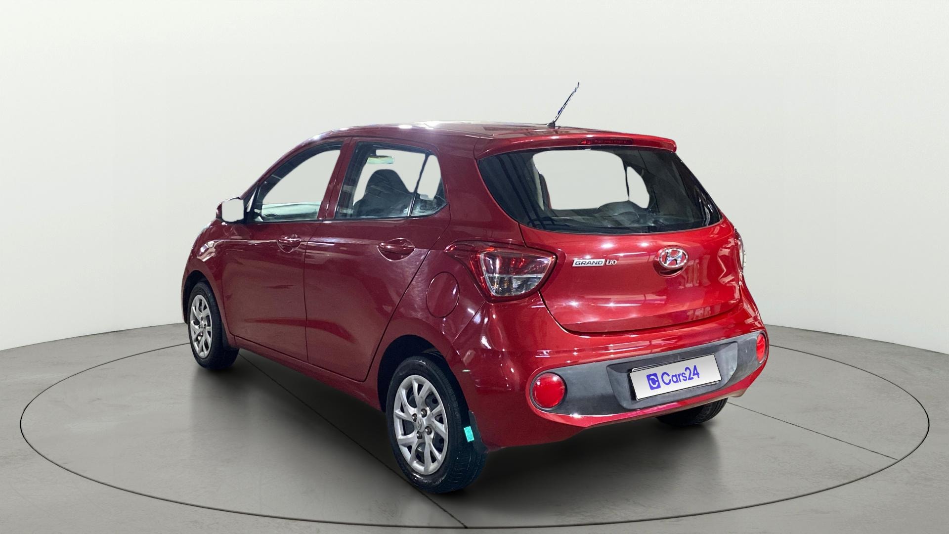 View 2018 Hyundai Grand i10 Magna 1.2 Kappa VTVT Image 2 Used 2018 Hyundai Grand i10 Magna 1.2 Kappa VTVT Image 2