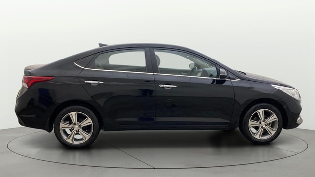 View Hyundai Verna Image 9 Used Hyundai Verna Image 9
