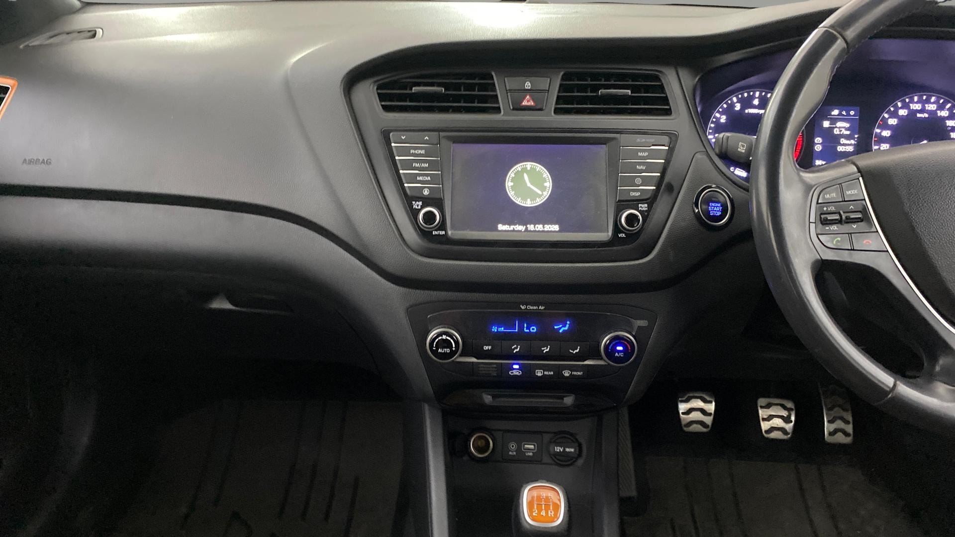View 2015 Hyundai i20 Active 1.2 SX Image 32 Used 2015 Hyundai i20 Active 1.2 SX Image 32