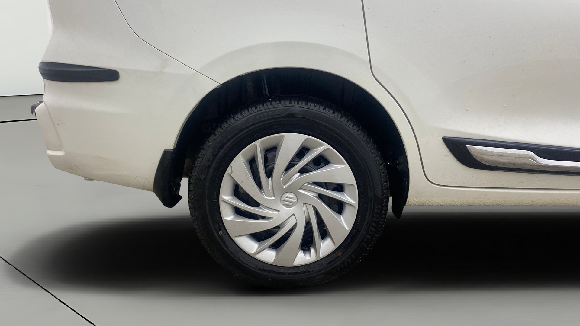 View 2024 Maruti Suzuki 1000 Base Variant Image 25 Used 2024 Maruti Suzuki 1000 Base Variant Image 25