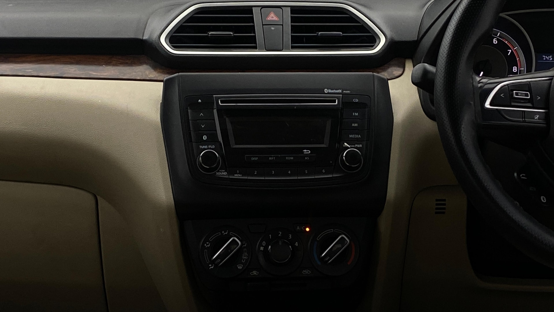 View 2019 Maruti Suzuki 1000 Base Variant Image 17 Used 2019 Maruti Suzuki 1000 Base Variant Image 17