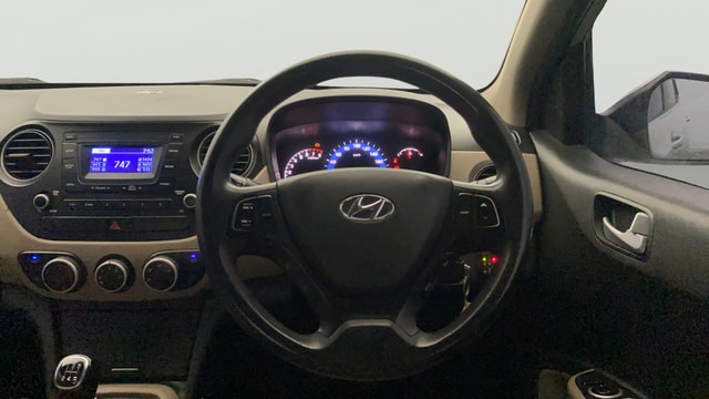 View Hyundai Xcent Image 14 Used Hyundai Xcent Image 14