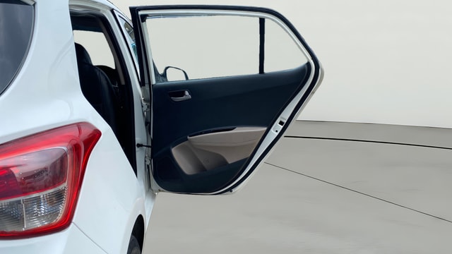 View Hyundai Grand i10 Image 5 Used Hyundai Grand i10 Image 5