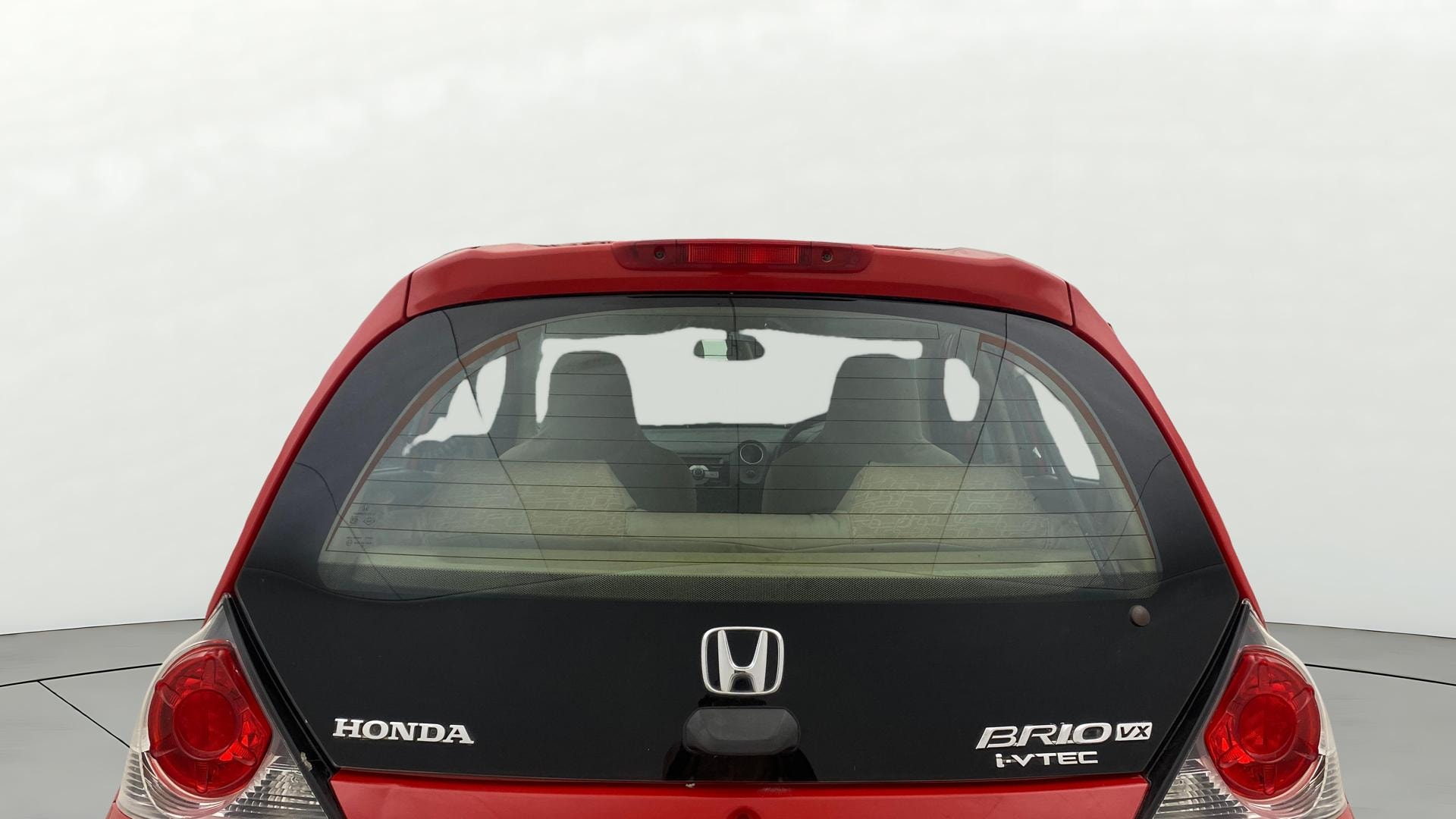 View 2016 Honda Brio VX MT Petrol Image 4 Used 2016 Honda Brio VX MT Petrol Image 4