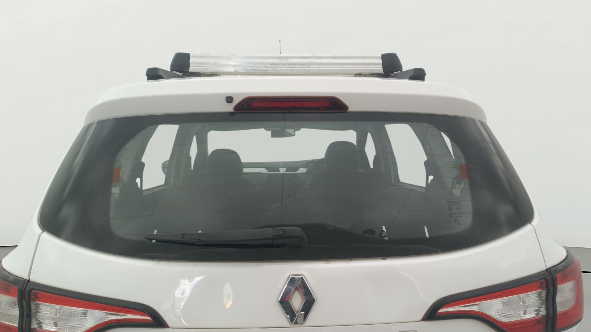View 2023 Renault Triber RXZ AMT Image 4 Used 2023 Renault Triber RXZ AMT Image 4