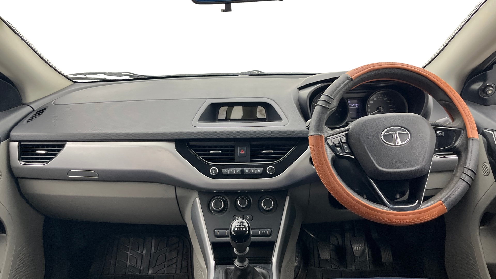 View 2019 Tata Nexon Revotron XM Image 29 Used 2019 Tata Nexon Revotron XM Image 29