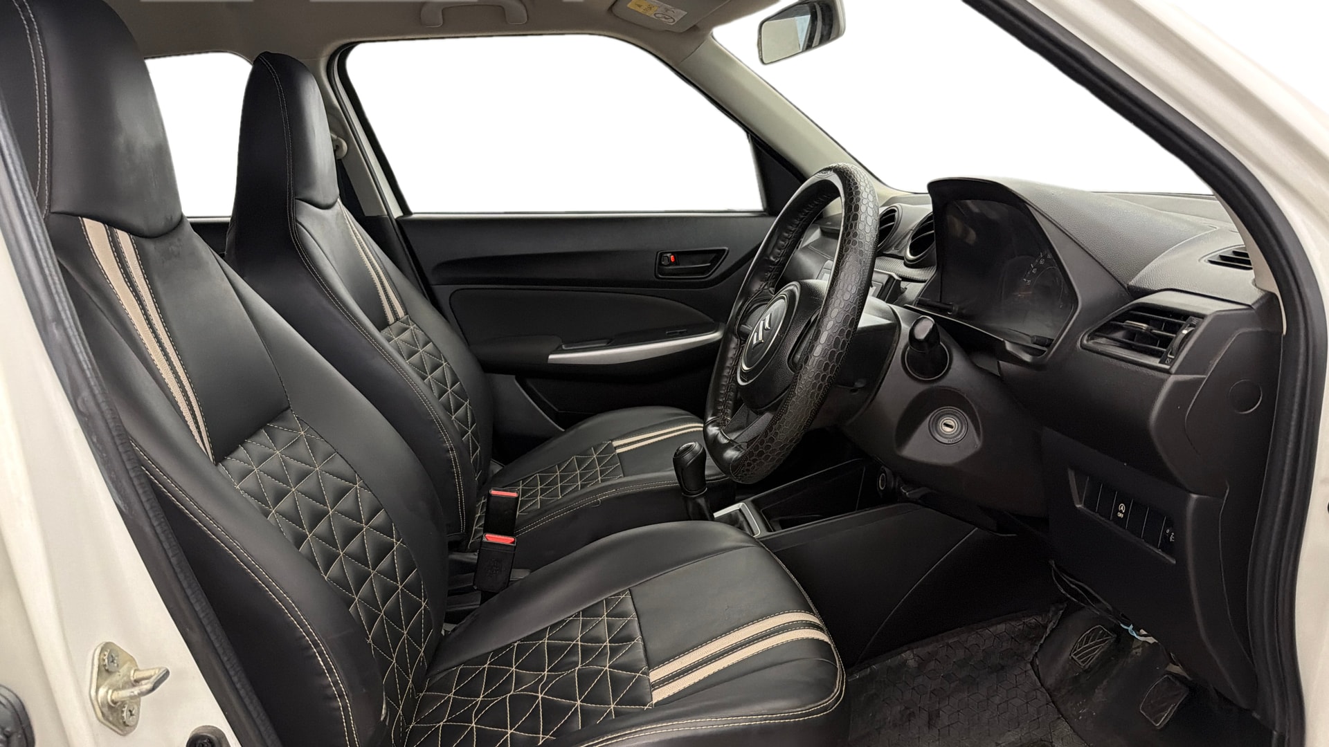 View 2022 Maruti Suzuki 1000 Base Variant Image 25 Used 2022 Maruti Suzuki 1000 Base Variant Image 25