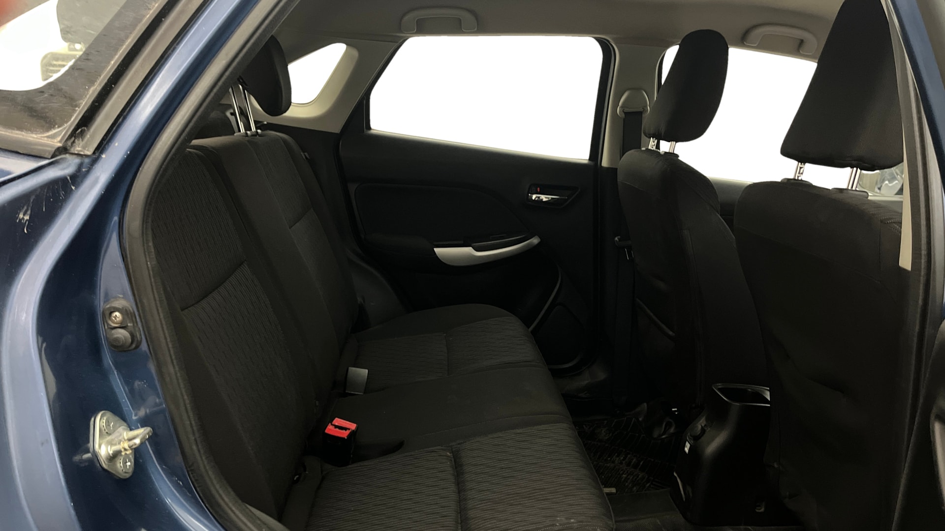 View 2018 Maruti Suzuki 1000 Base Variant Image 28 Used 2018 Maruti Suzuki 1000 Base Variant Image 28