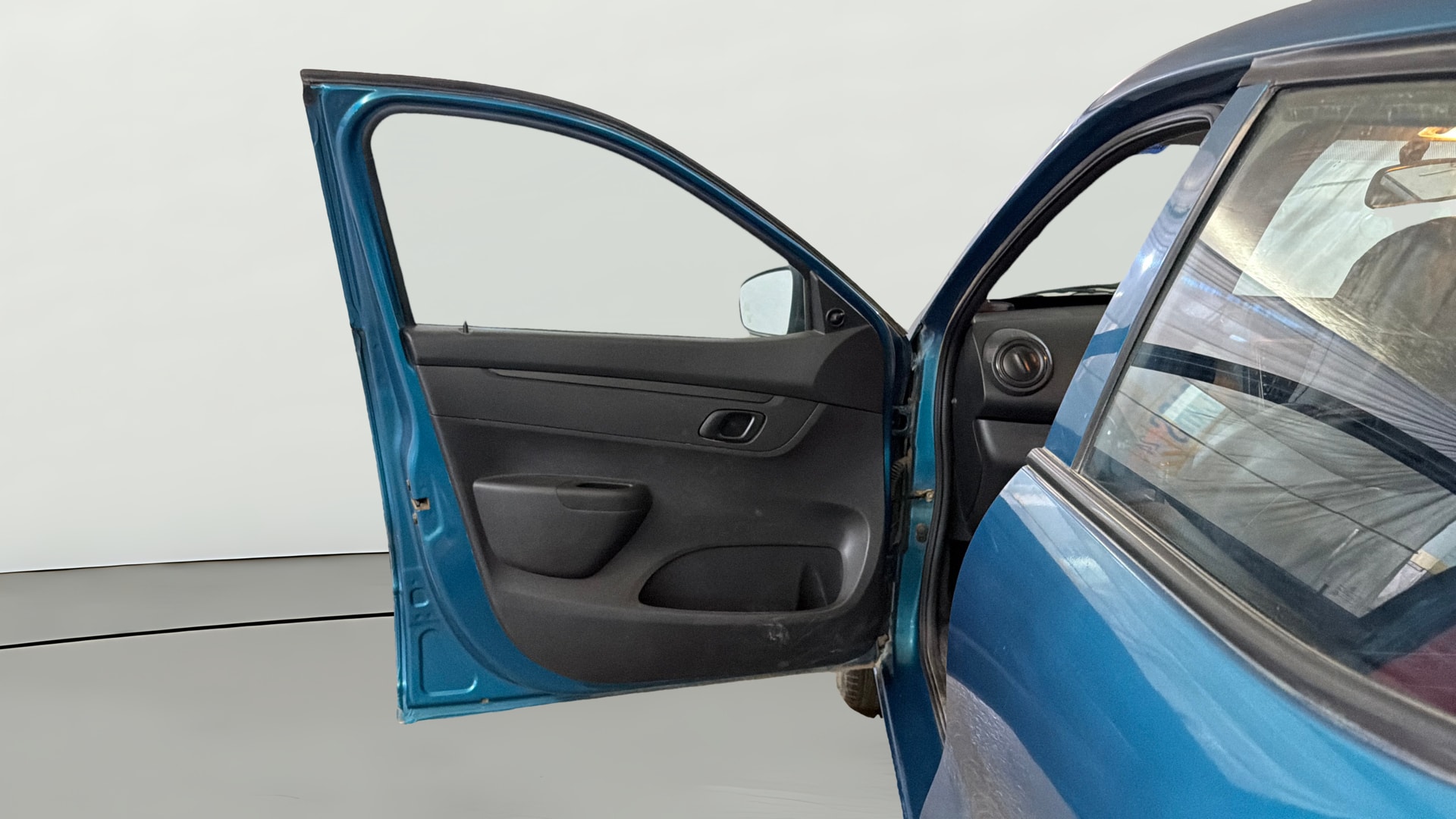 View 2021 Renault Kwid RXL Image 30 Used 2021 Renault Kwid RXL Image 30