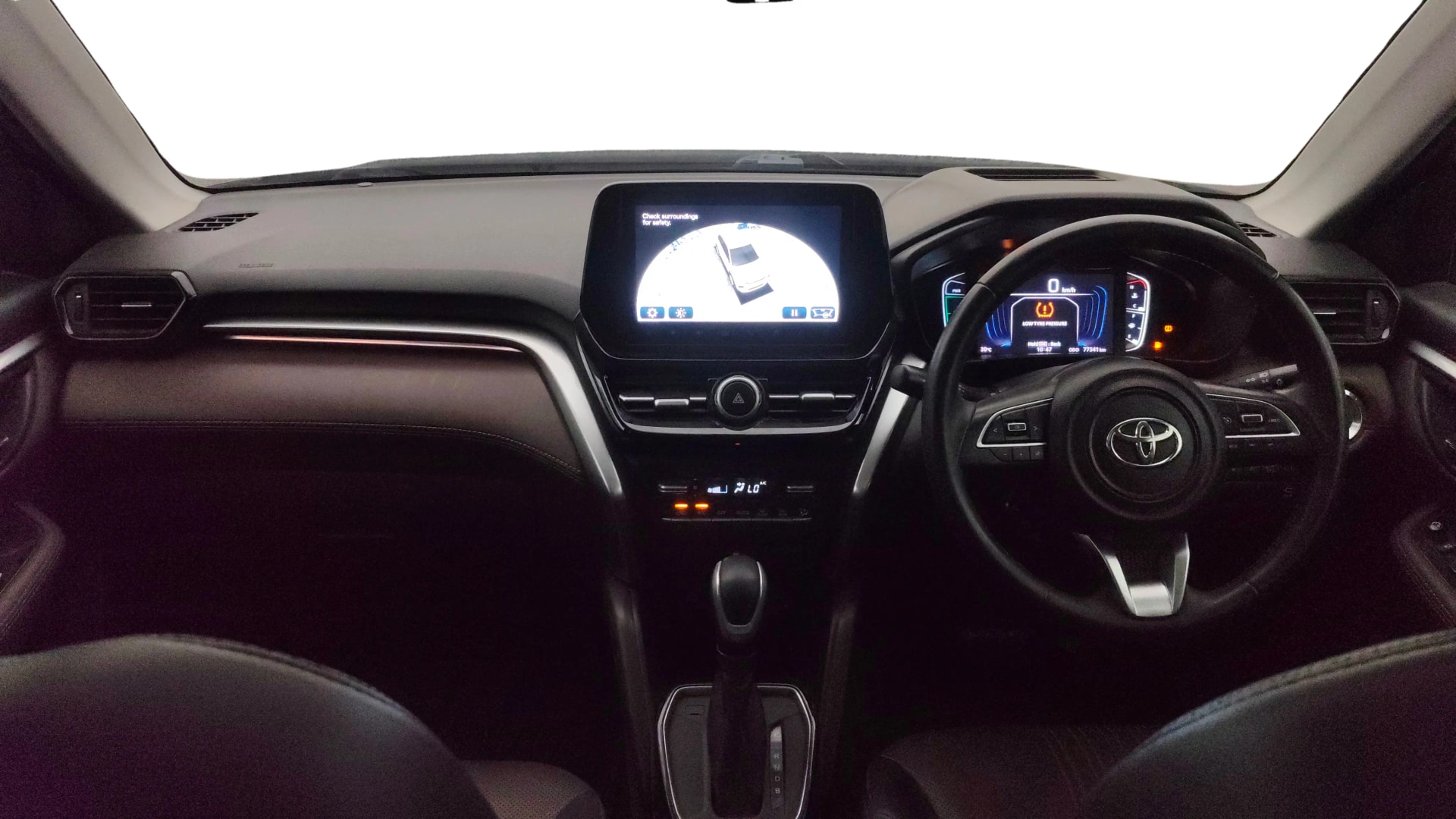 View 2023 Toyota Urban Cruiser Hyryder V e-Drive 2WD HYBRID Image 16 Used 2023 Toyota Urban Cruiser Hyryder V e-Drive 2WD HYBRID Image 16