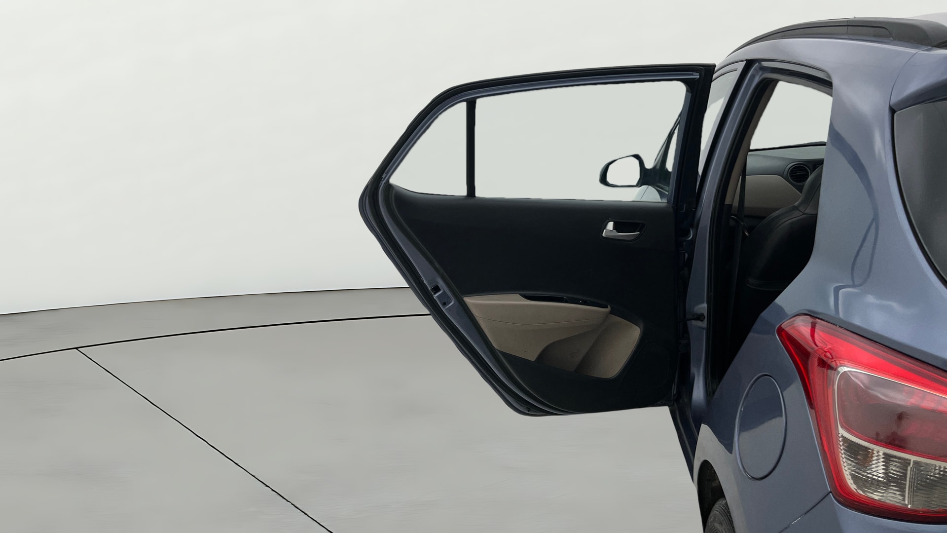 View 2016 Hyundai Grand i10 Sportz 1.2 Kappa Image 22 Used 2016 Hyundai Grand i10 Sportz 1.2 Kappa Image 22