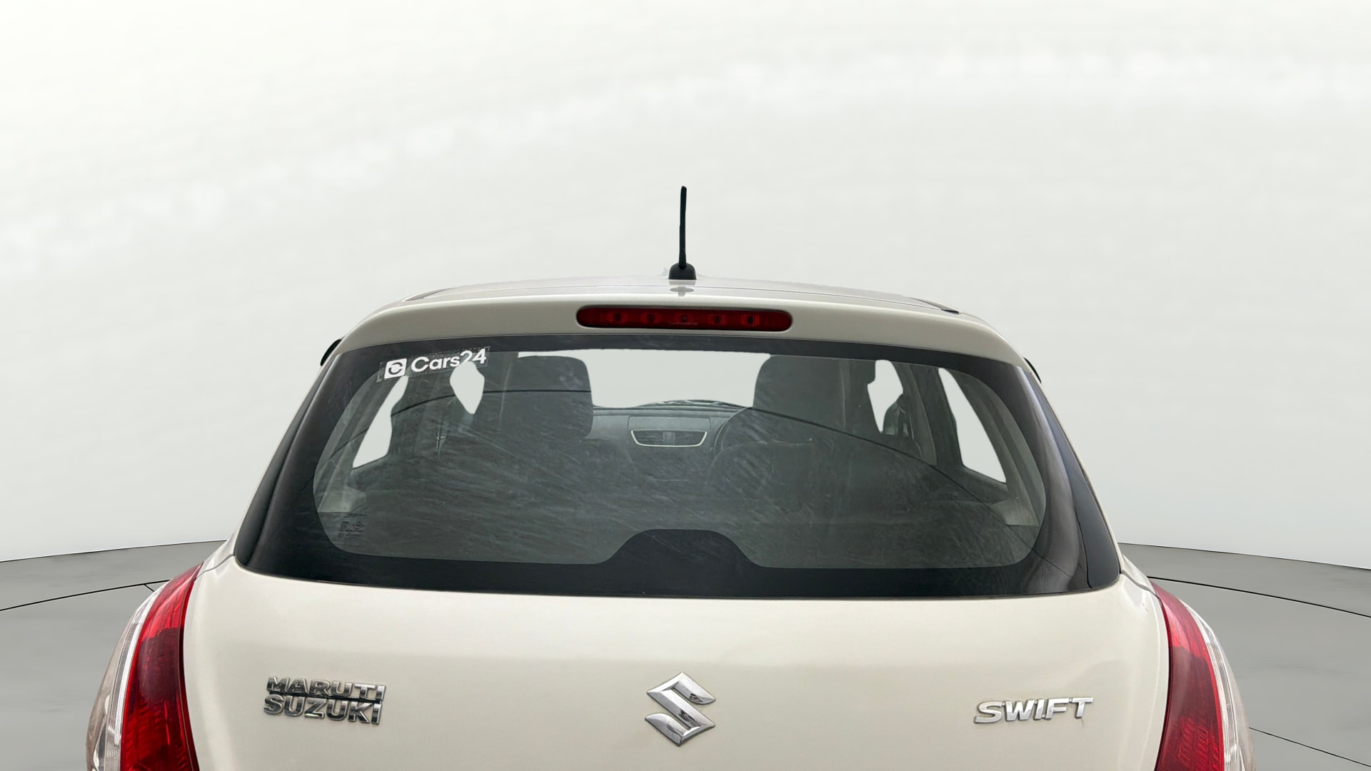 View 2017 Maruti Suzuki 1000 Base Variant Image 4 Used 2017 Maruti Suzuki 1000 Base Variant Image 4