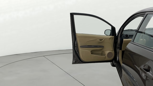 View Honda Amaze Image 30 Used Honda Amaze Image 30