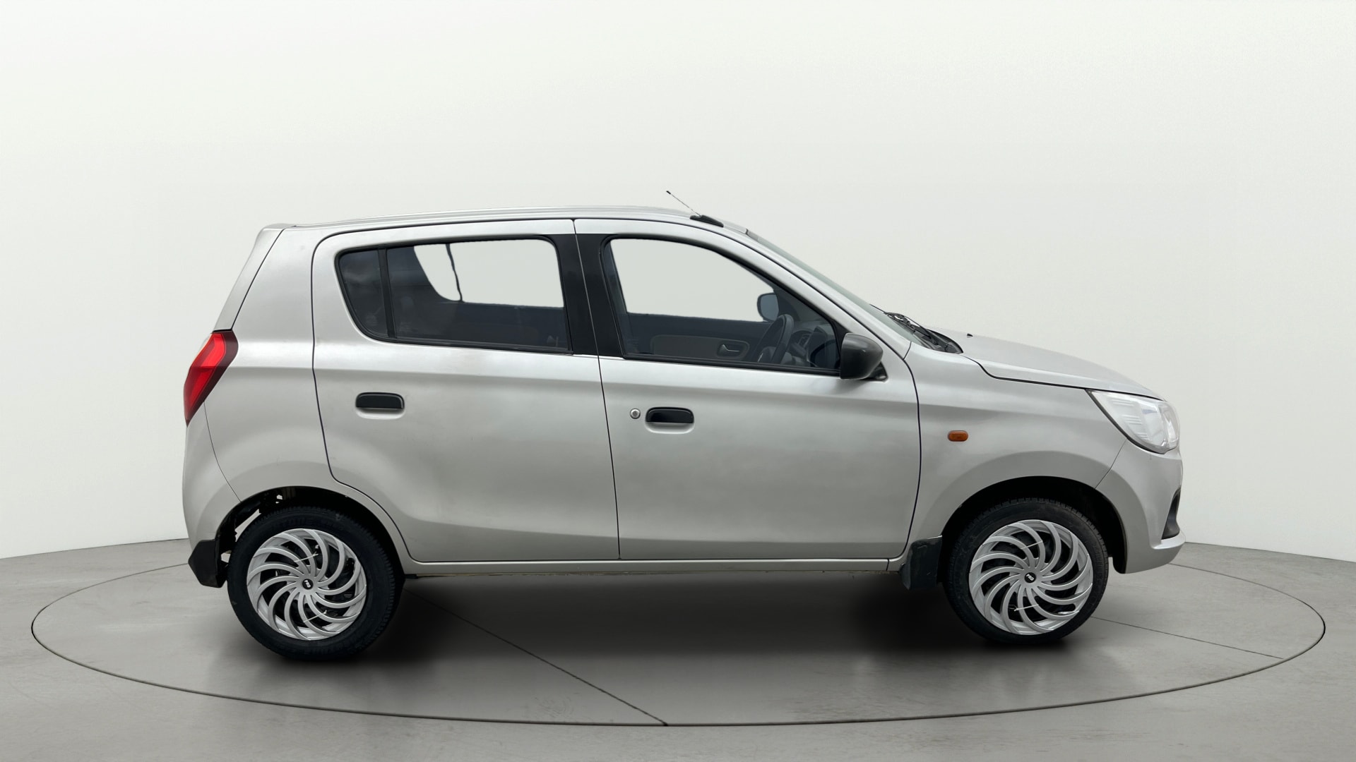 View 2017 Maruti Suzuki Alto K10 LX Image 8 Used 2017 Maruti Suzuki Alto K10 LX Image 8
