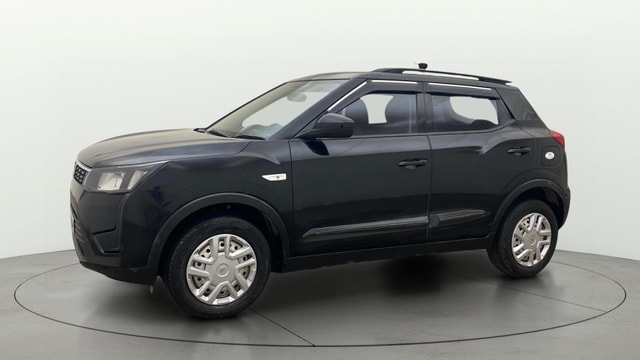 View Mahindra XUV300 Image 35 Used Mahindra XUV300 Image 35