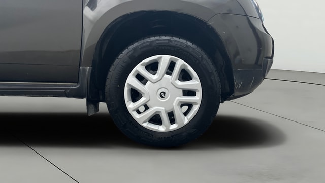 View Renault Duster Image 39 Used Renault Duster Image 39