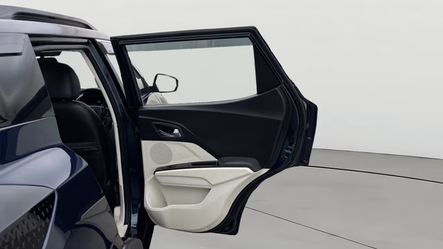 View Mahindra XUV 3XO Image 6 Used Mahindra XUV 3XO Image 6