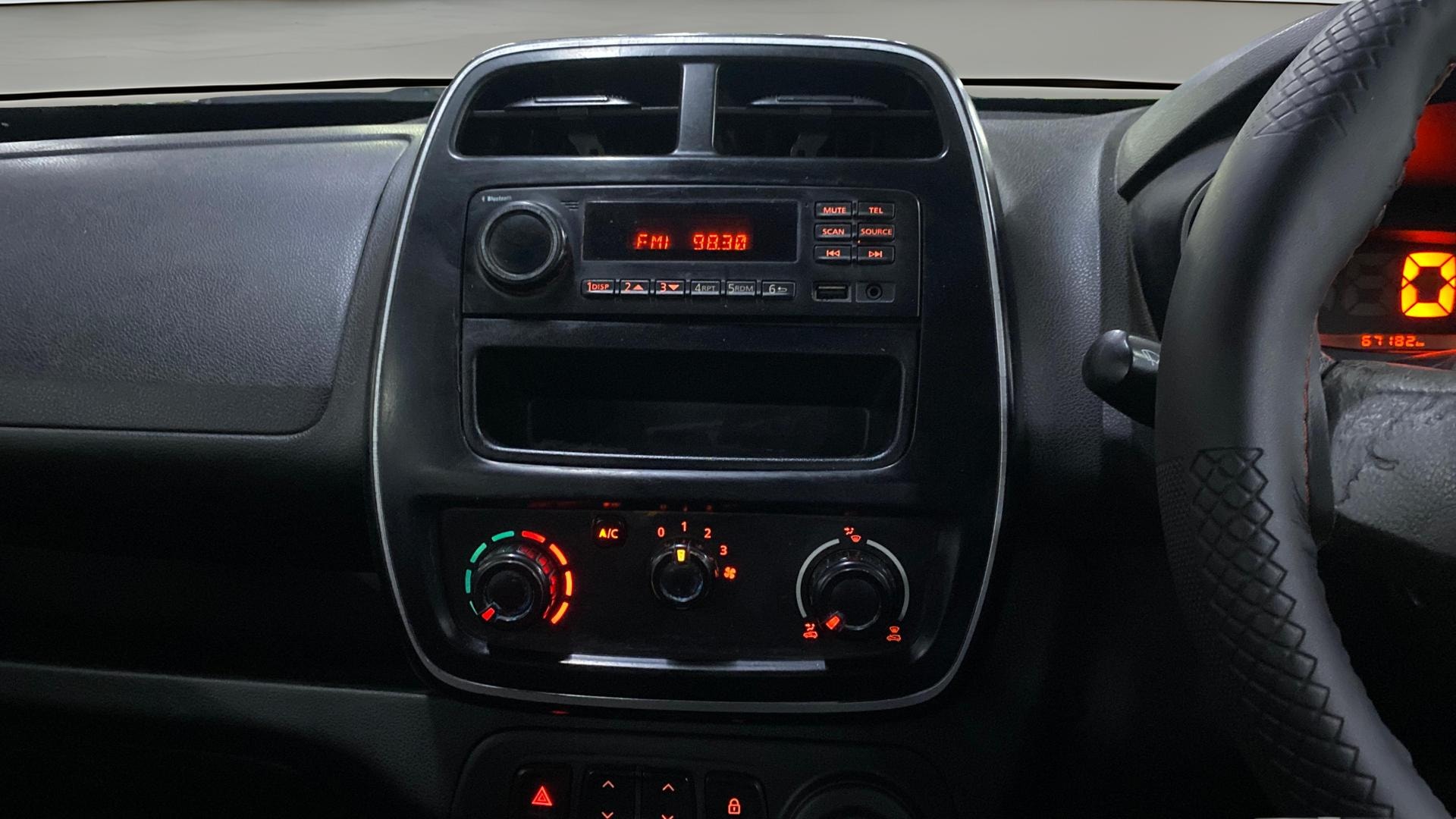 View 2019 Renault Kwid RXL Image 30 Used 2019 Renault Kwid RXL Image 30