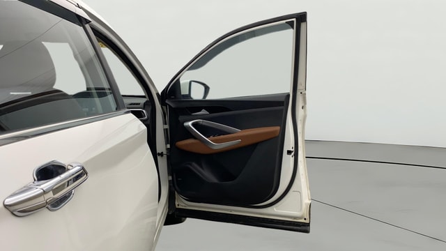 View MG Hector Plus Image 49 Used MG Hector Plus Image 49