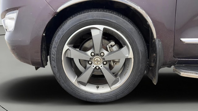 View Toyota Innova Crysta Image 36 Used Toyota Innova Crysta Image 36