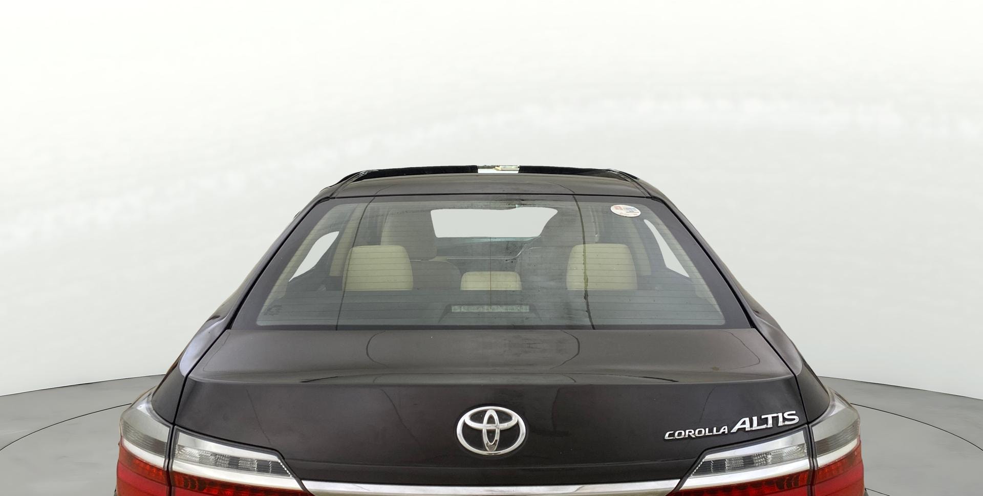 View 2017 Toyota Corolla Altis 1.8 VL AT Image 4 Used 2017 Toyota Corolla Altis 1.8 VL AT Image 4