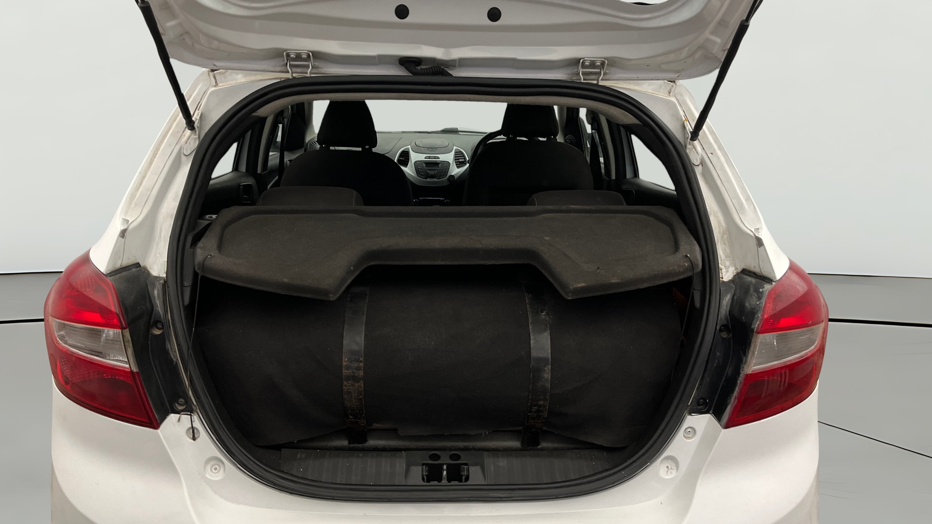 View 2015 Ford Figo Aspire 1.2P Ambiente MT BS IV Image 36 Used 2015 Ford Figo Aspire 1.2P Ambiente MT BS IV Image 36