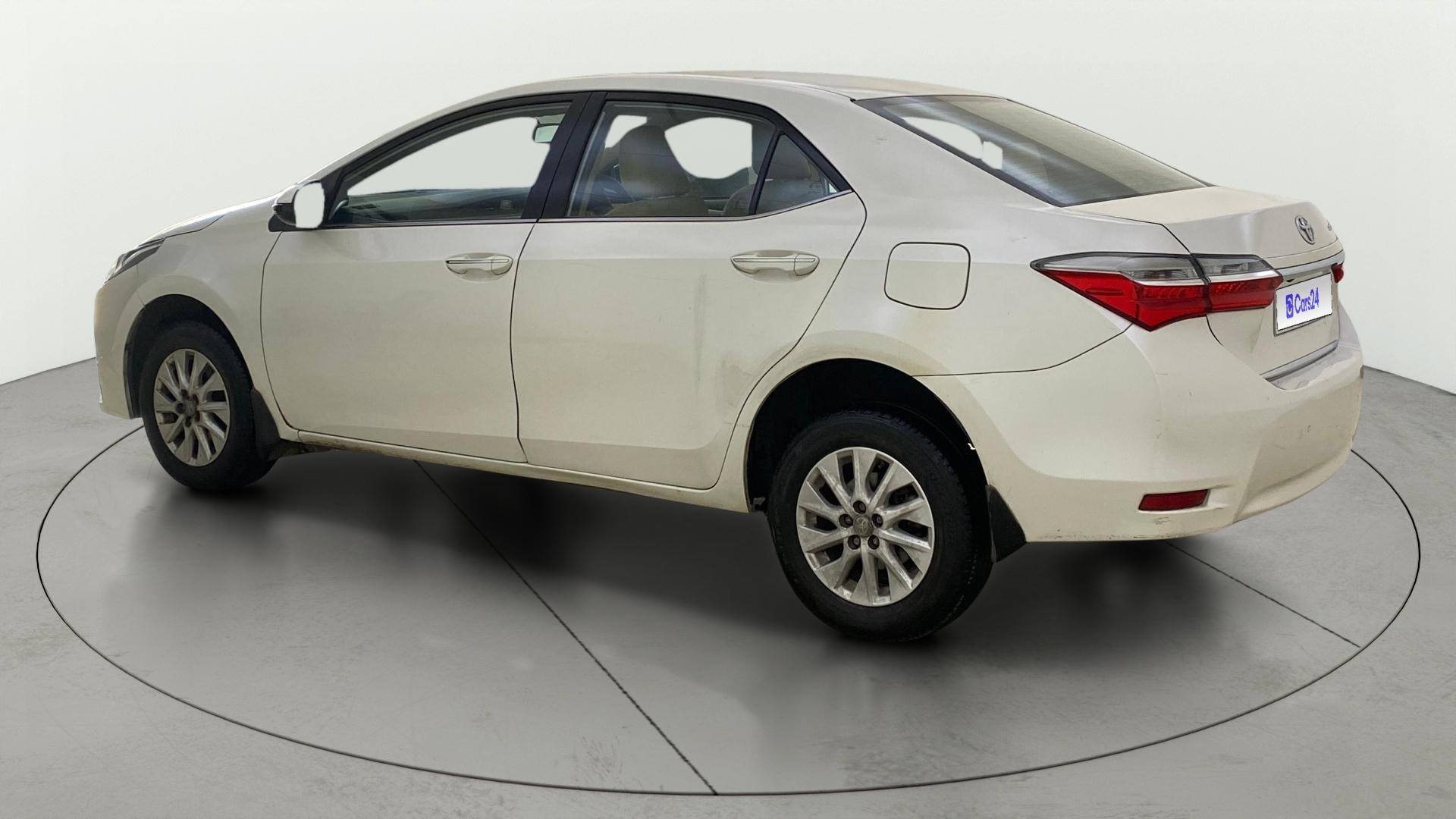 View 2018 Toyota Corolla Altis 1.8 GL Image 2 Used 2018 Toyota Corolla Altis 1.8 GL Image 2