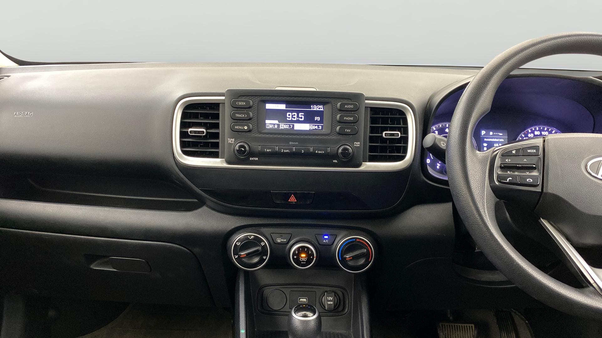 View 2019 Hyundai Venue S 1.0 Petrol AT Image 17 Used 2019 Hyundai Venue S 1.0 Petrol AT Image 17