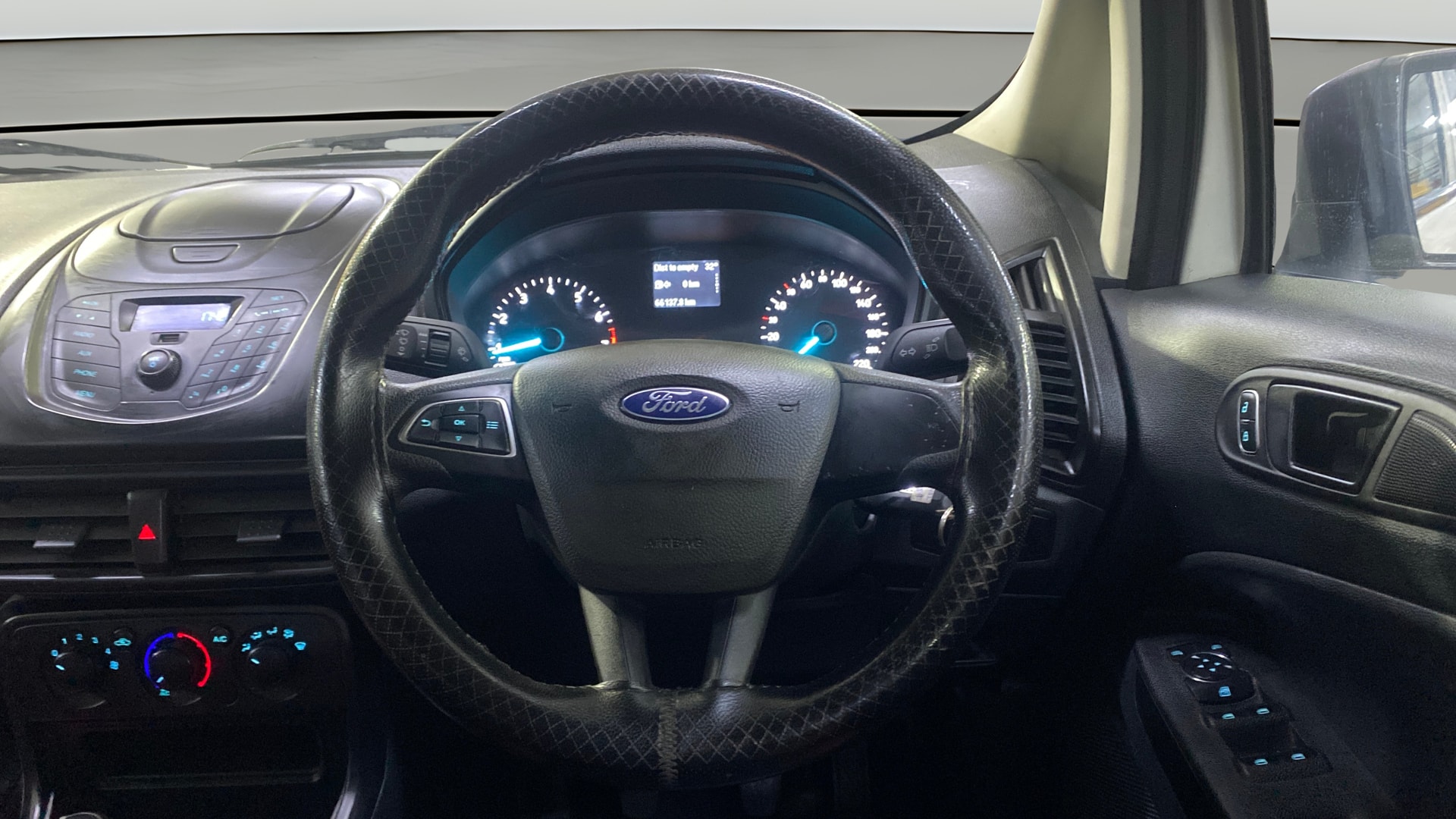 View 2020 Ford EcoSport 1.5 TDCi Diesel Ambiente BS IV Image 20 Used 2020 Ford EcoSport 1.5 TDCi Diesel Ambiente BS IV Image 20
