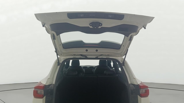 View Nissan Magnite Image 16 Used Nissan Magnite Image 16