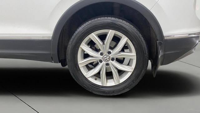 View Volkswagen Tiguan Image 12 Used Volkswagen Tiguan Image 12